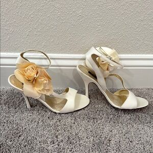 Nina Elegant White Heels with Floral Accent